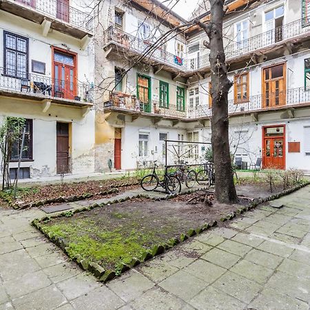 Bpr Stylish Mosaic Home With Terrace Budapest Extérieur photo